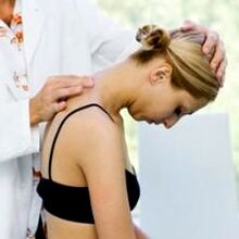 Symptomer a Behandlungsmethoden fir Osteochondrosis